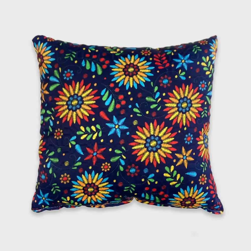 Cojín Decorativo Muñeca y Flores Estilo Mexicano Modatelas
