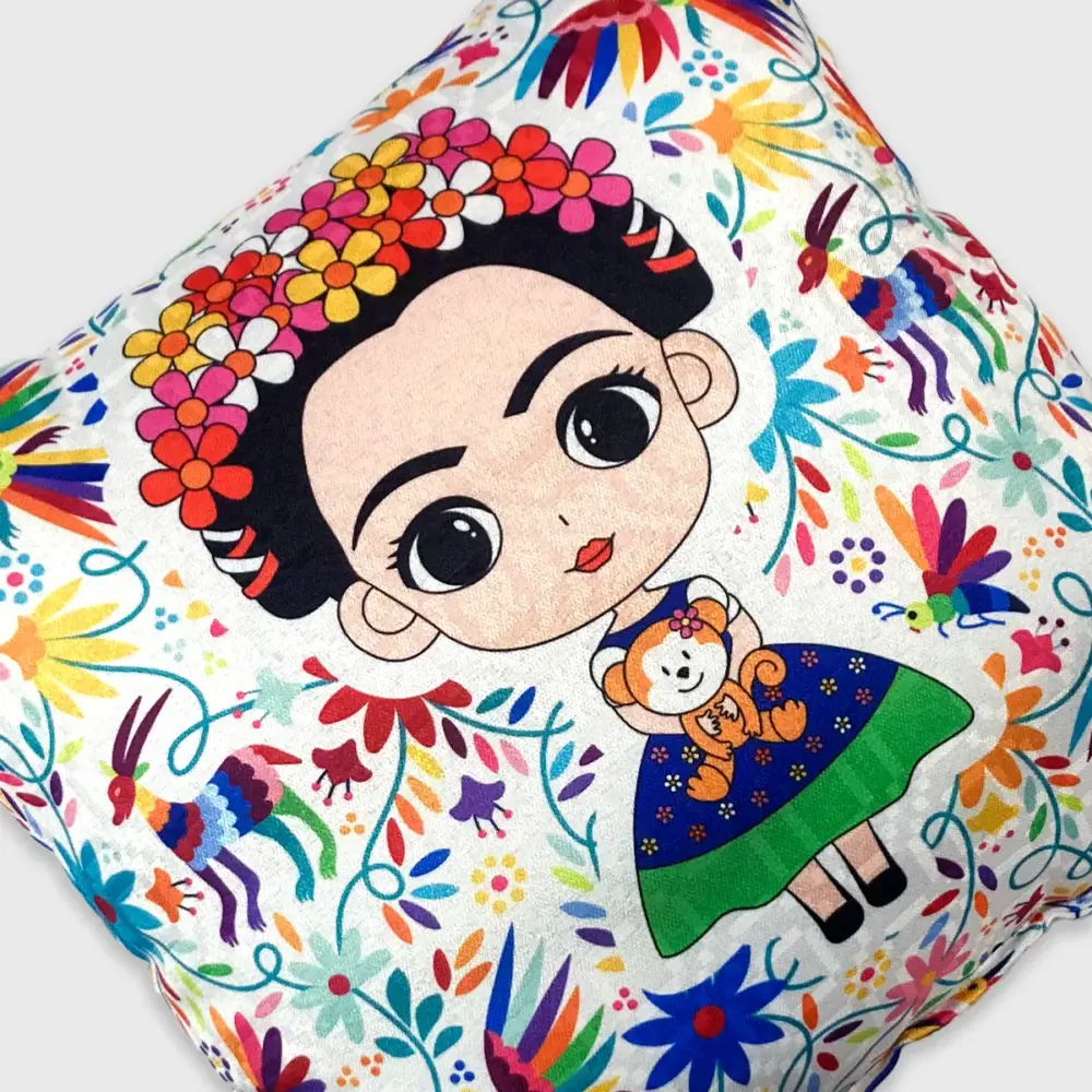 Cojín Decorativo Mujer Cantos de la tierra Otomí Modatelas