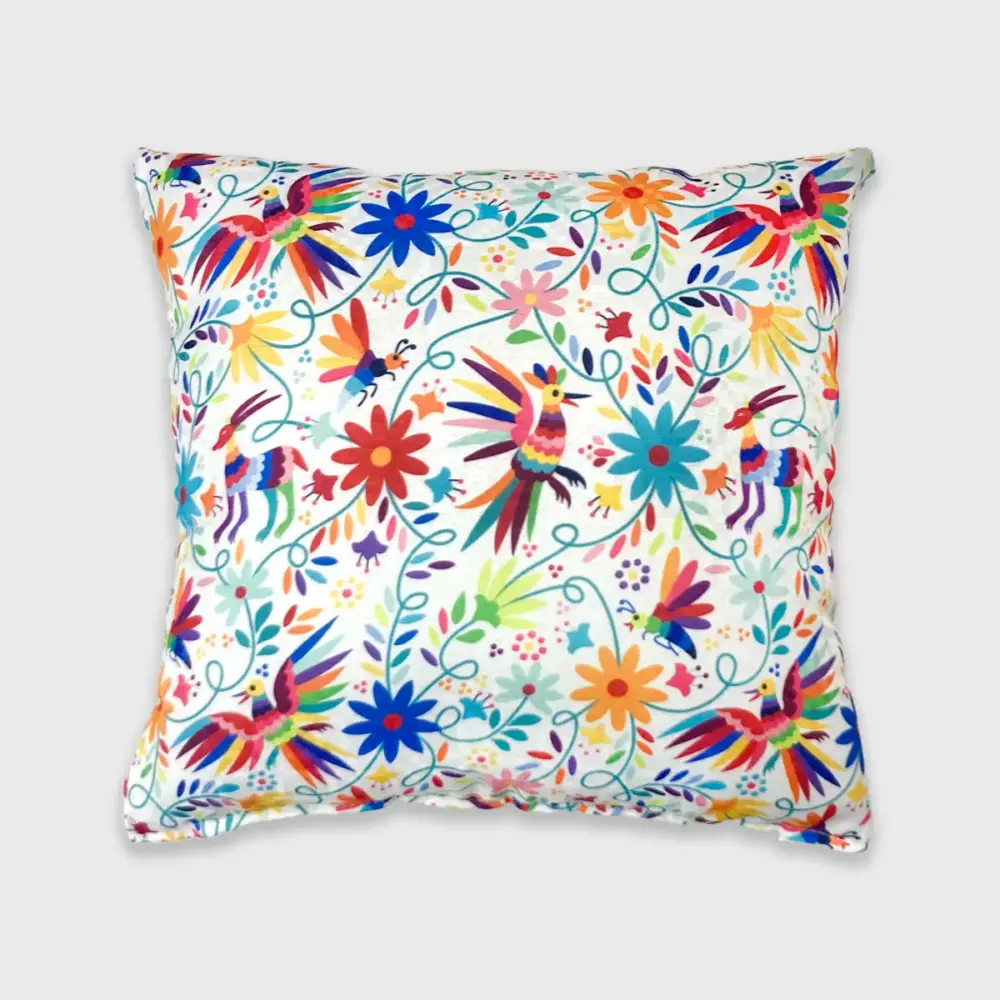 Cojín Decorativo Mujer Cantos de la tierra Otomí Modatelas