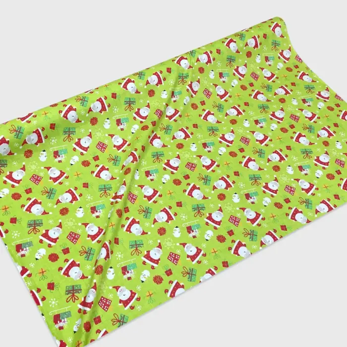 Tela Algodón Candy Navideño “Santa Trajo Regalos” 120 cm ancho, Úsalo para Creatividad y Envoltorios Infantiles - Rollo 30 m Modatelas